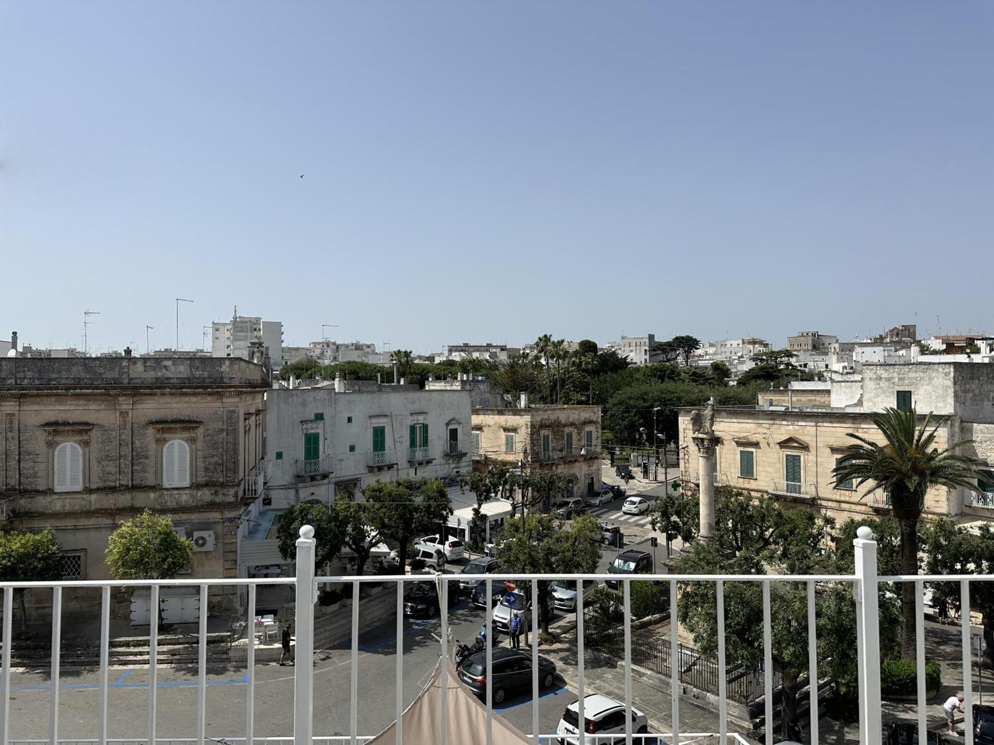 La Stanza Sul Tetto - Panorama&Relax - Ostuni Centroヴィラ エクステリア 写真